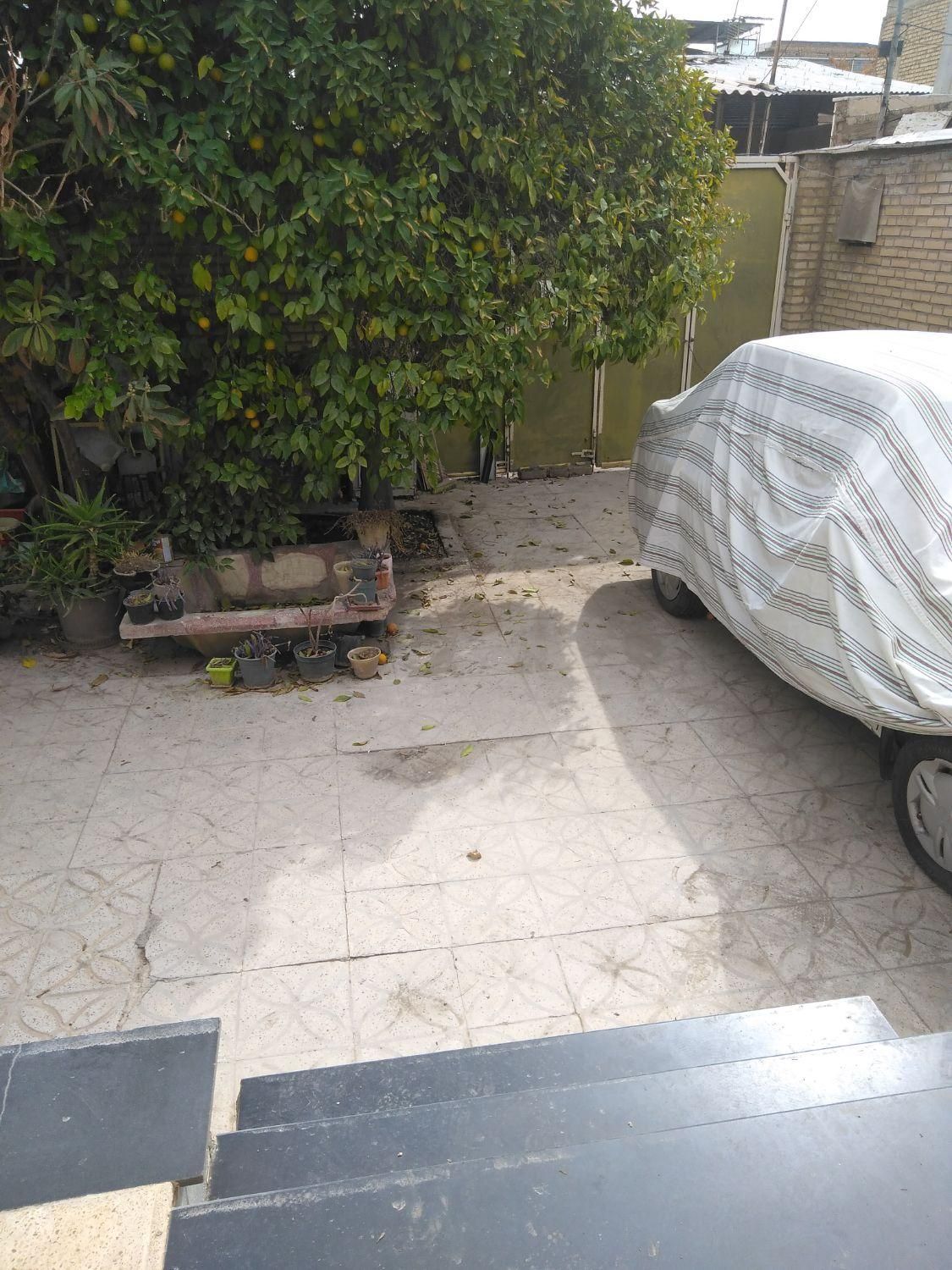 منزل ویلایی 200متری قاانی نو فروش یا تهاتر|فروش خانه و ویلا|شیراز, گلکوب|دیوار