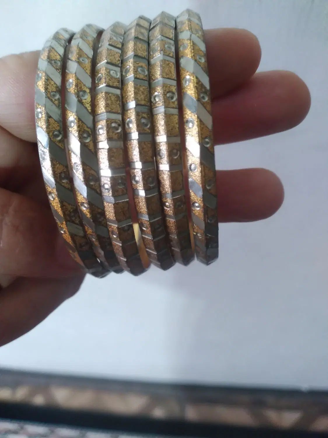 النگو|بدلیجات|کرج, حسین‌آباد|دیوار