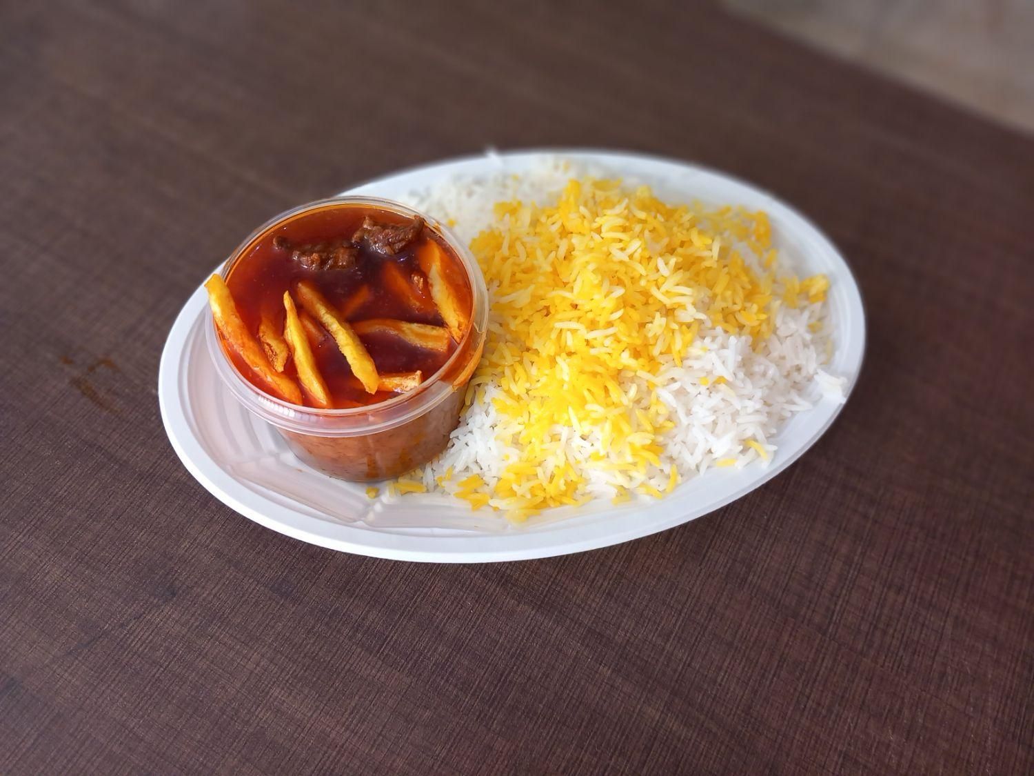 کترینگ تافته(تهیه و توزیع غذای اقتصادی و پرسنلی)|خوردنی و آشامیدنی|تهران, مهران|دیوار