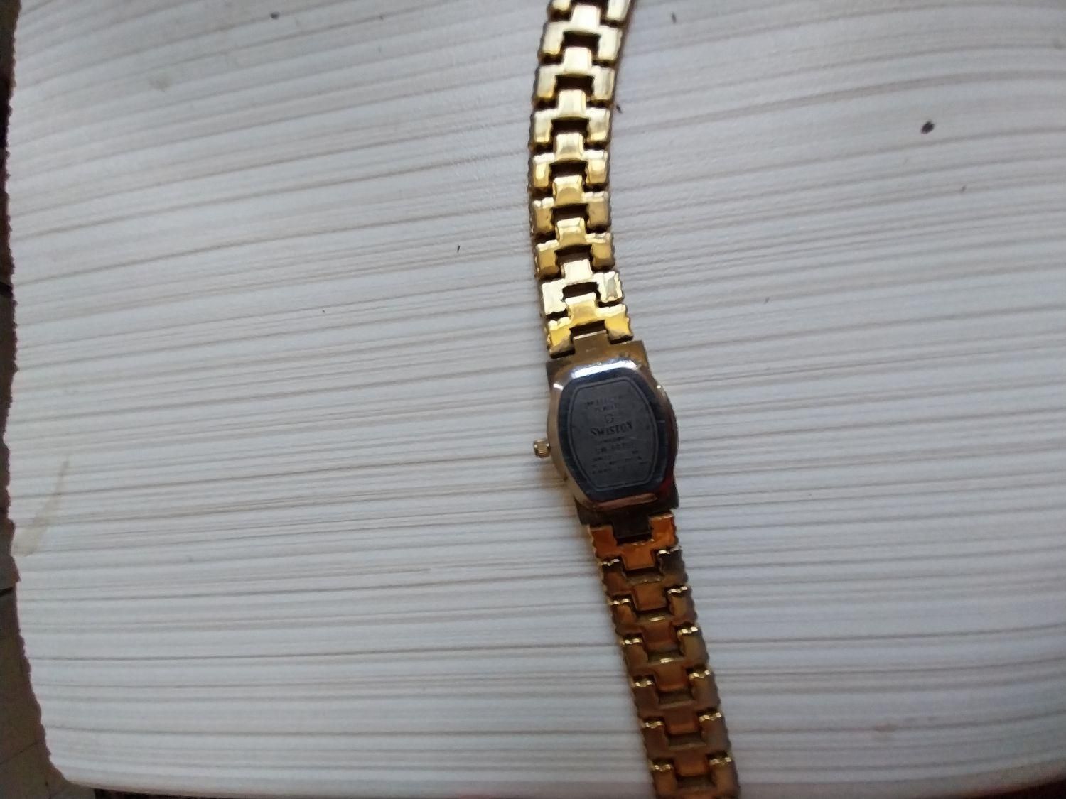 ساعت مچی|ساعت|کاشان, شاهد|دیوار