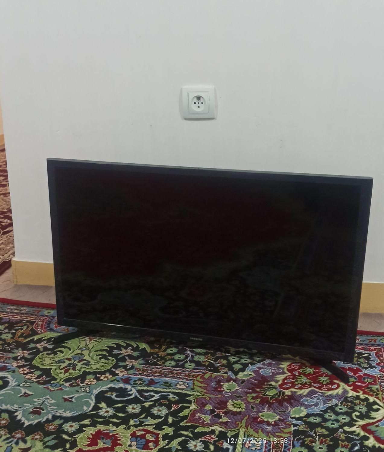 تلویزیون 32انج.سامسونگ  پنل شکسته  فروشی|تلویزیون و پروژکتور|اهواز, کوی رمضان|دیوار