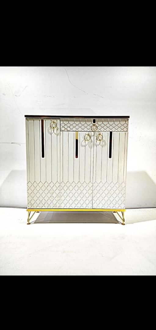 سِت کامل۴ تیکه( آینه کنسول،میز تلوزیون،جاکفشی)|بوفه، ویترین، کنسول|ساوه, |دیوار