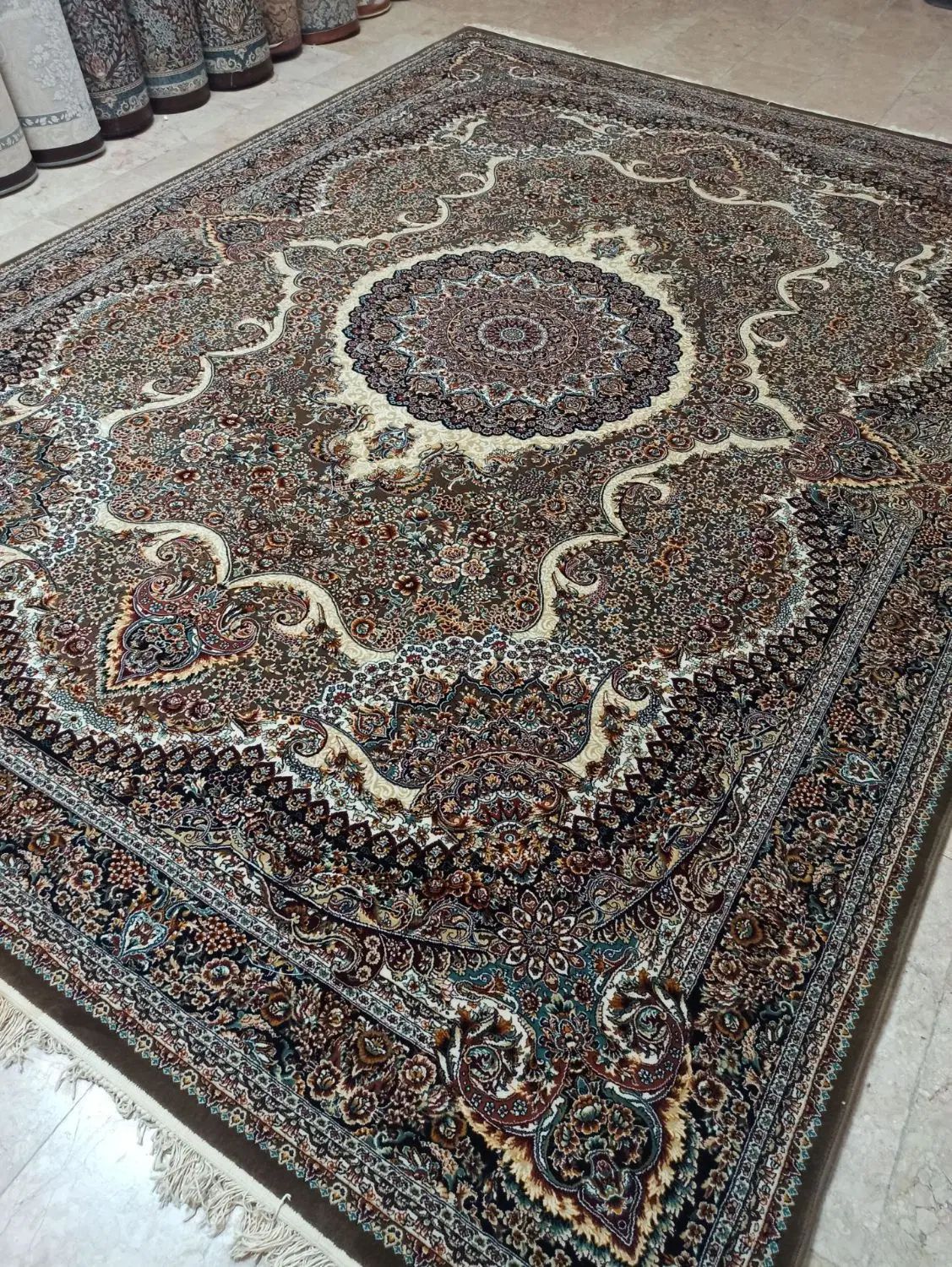 فرش کارکرده پرهام/دو تخته۹متری ۷۰۰ شانه نگین مشهد|فرش|مشهد, شاهد (شهرک غرب)|دیوار