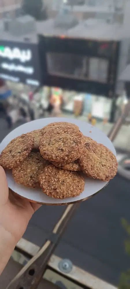 کاکول محلی و شیرینی با مغز گردو .شیر و کره محلی|خوردنی و آشامیدنی|شهرکرد, |دیوار