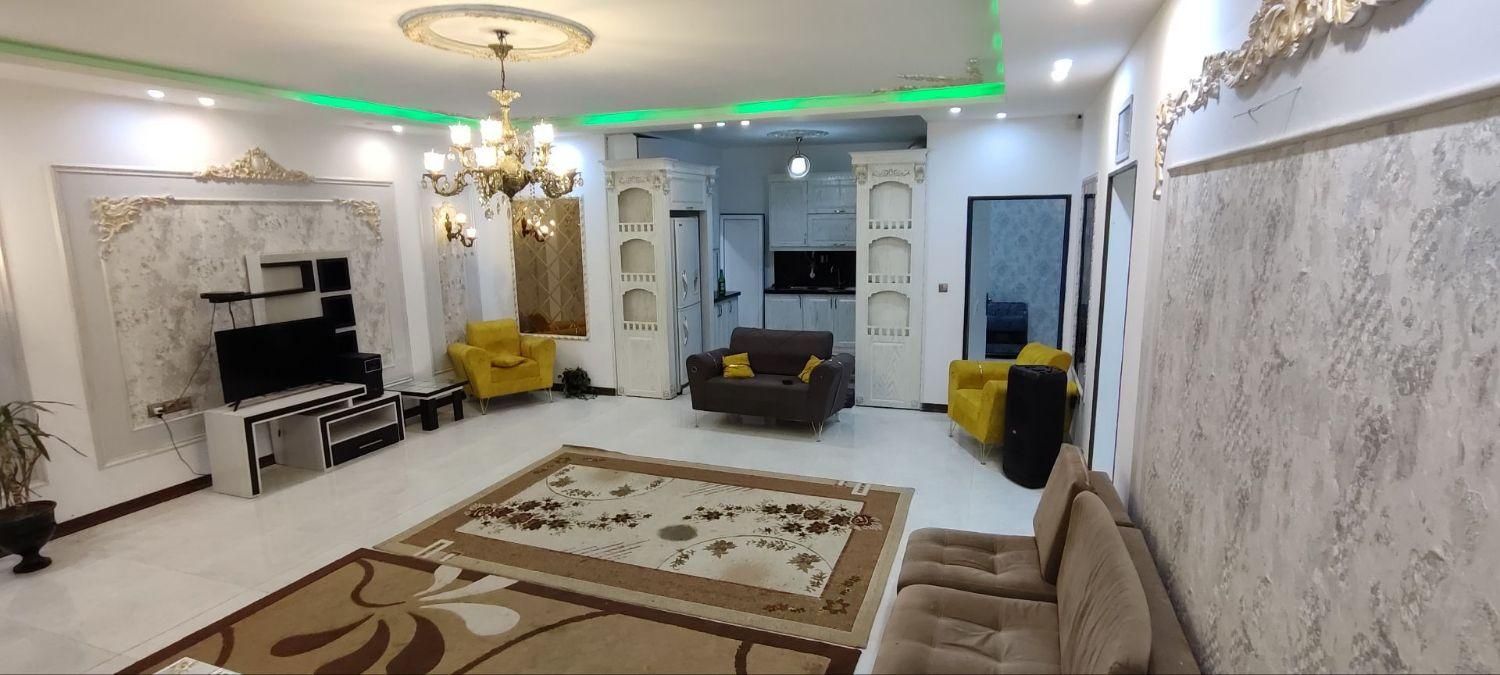 باغ ویلا استخر آبگرم /شاهنامه ۷۶..امشب خالی|اجارهٔ کوتاه‌مدت ویلا و باغ|مشهد, امیریه|دیوار