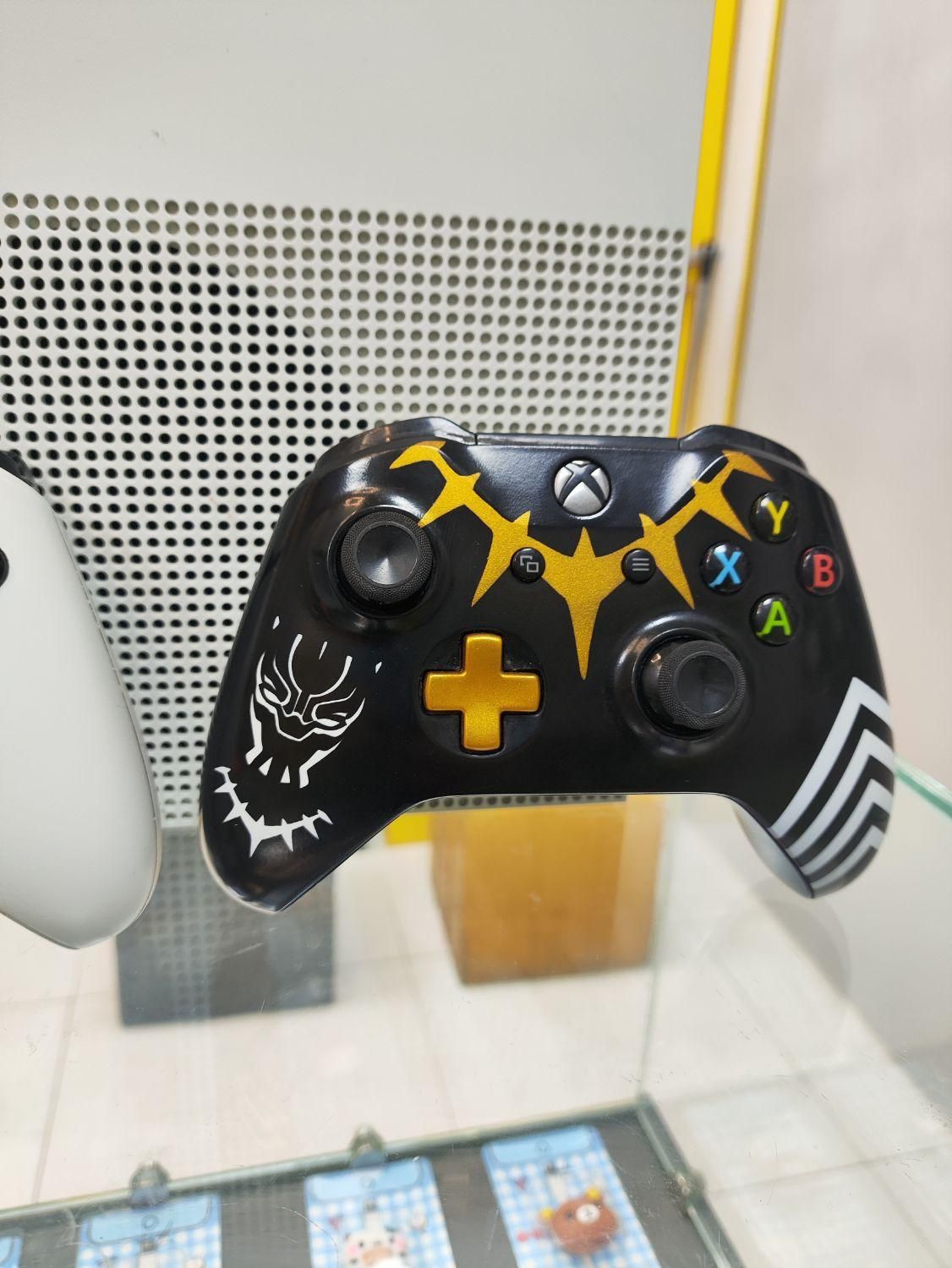 xbox one s یک ترا دو دسته|کنسول، بازی ویدئویی و آنلاین|کرج, مهرویلا جنوبی|دیوار