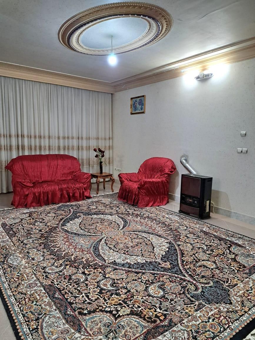 سوییت مبله با پارکینگ و کولرگازی|اجارهٔ کوتاه‌مدت آپارتمان و سوئیت|کاشان, مدرس|دیوار