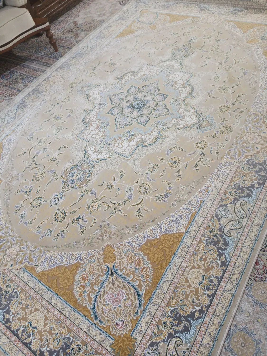 سه تخته فرش۱۰۰۰شانه دوعدد۹یک عدد۶متری مناسب جهیزیه|فرش|تهران, پاسداران|دیوار