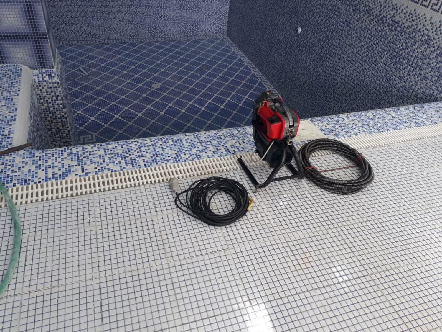 لوله بازکنی اوجوز بی واسطه کل تبریز۲۰دیقه لوله کشی|خدمات پیشه و مهارت|تبریز, |دیوار