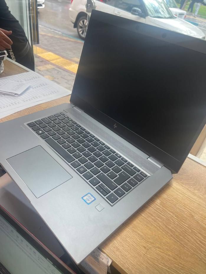 Hp zbook i7 نسل ده گرافیک دار|رایانه همراه|همدان, |دیوار