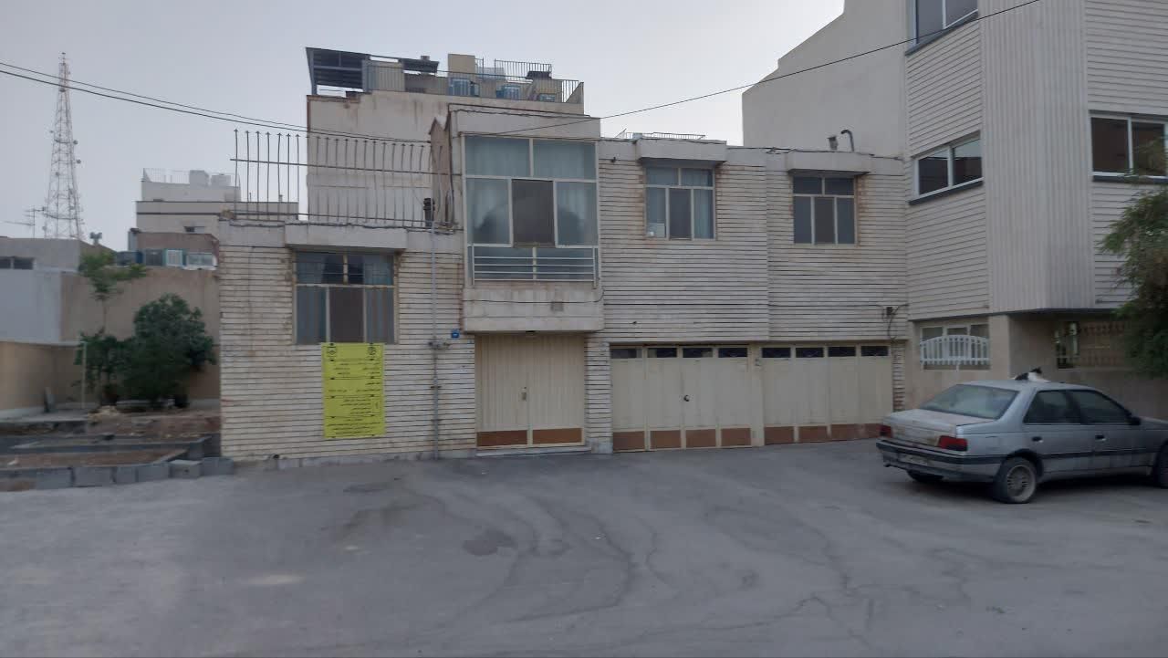 منزل کلنگی مناسب برای ساخت و ساز|فروش زمین و ملک کلنگی|اصفهان, دستگرده|دیوار