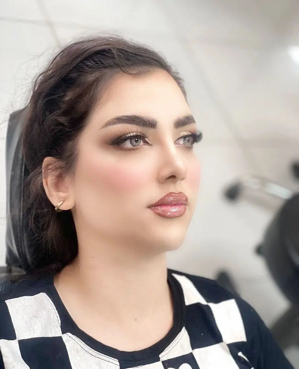 50%آف میکاپ با بهترین متریال با جدید ترین تکنیک|خدمات آرایشگری و زیبایی|ایوان, |دیوار
