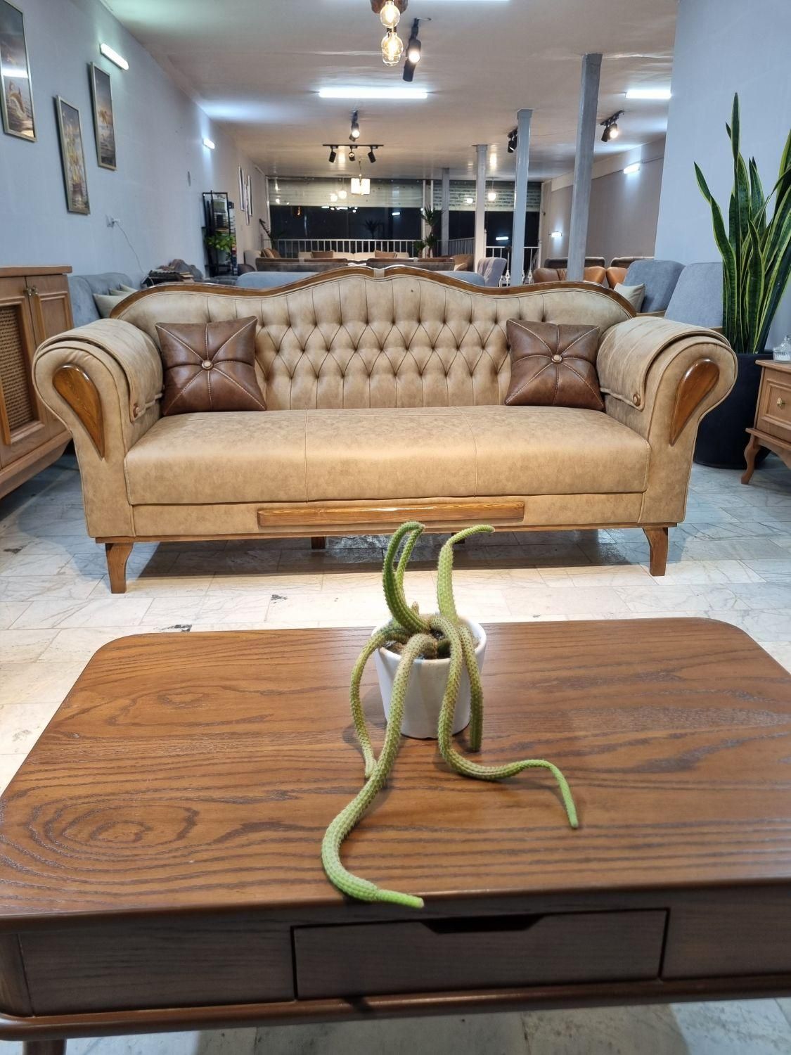 مبل استیل کلاسیک راش|مبلمان خانگی و میز عسلی|مشهد, خواجه ربیع|دیوار