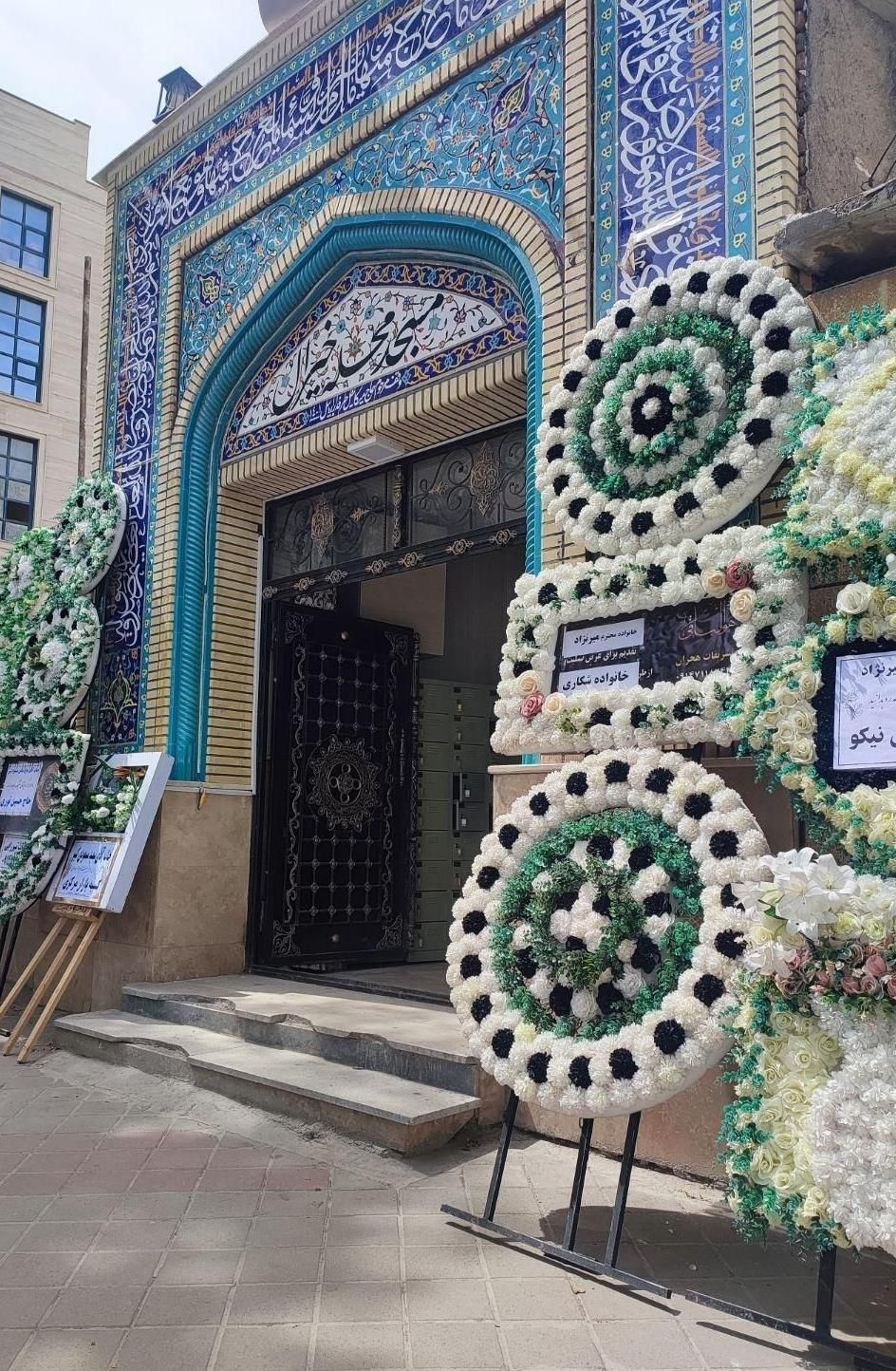 کرایه تاج گل ترحیم یادبودتابلو تسلیت ختم،بنر،خیریه|خدمات پذیرایی، مراسم|اردبیل, |دیوار