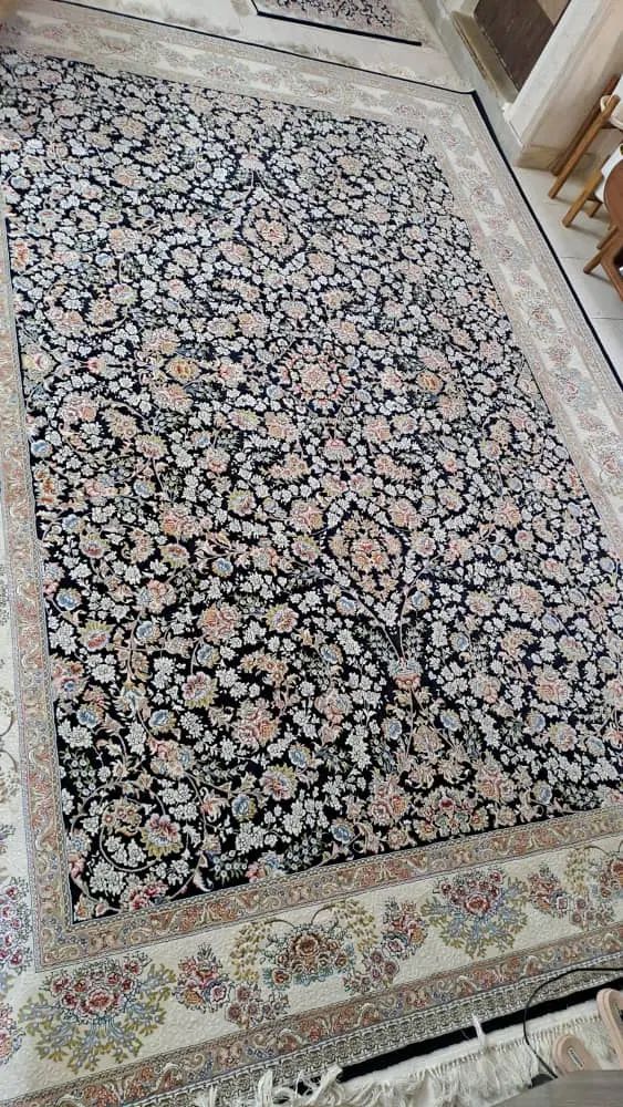 دو تخته فرش گل برجسته ۹ متری در حد نو  بایک پا دری|فرش|کرج, شهرک ولیعصر|دیوار