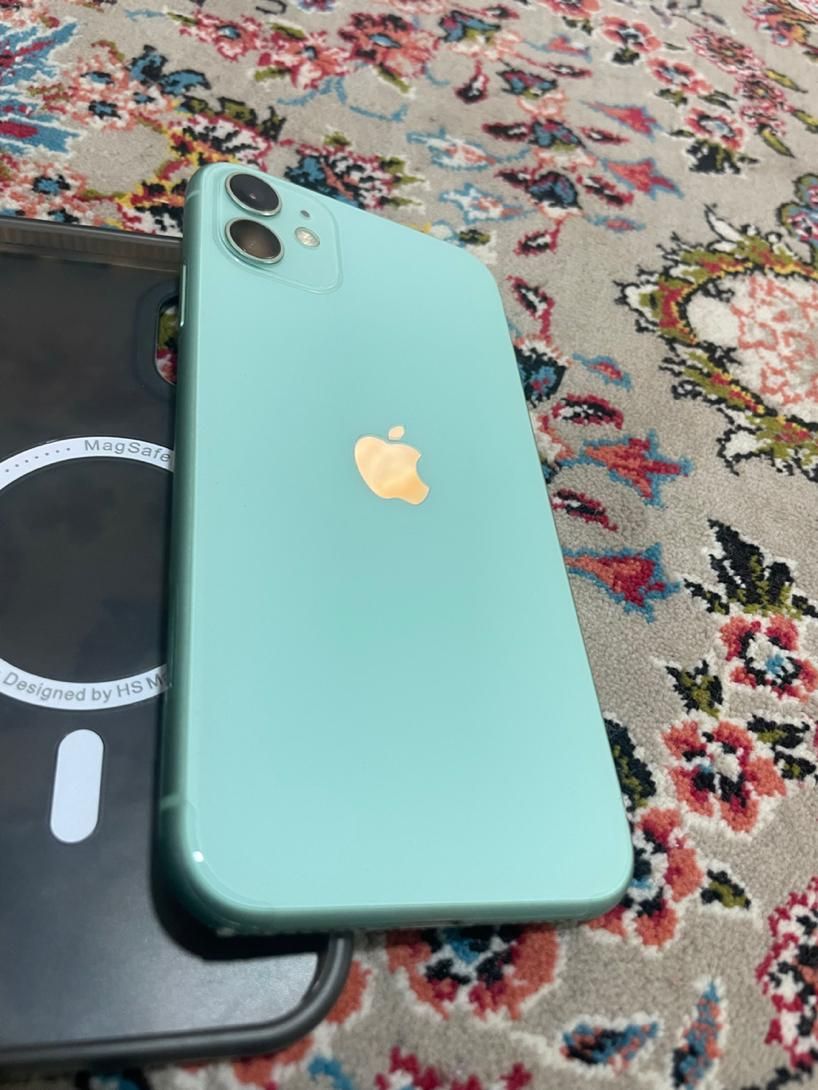 اپل iPhone 11 با حافظهٔ ۱۲۸ گیگابایت|موبایل|چابهار, |دیوار