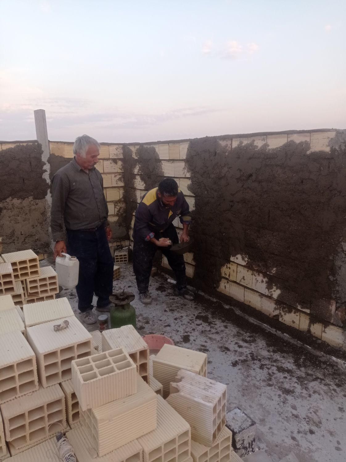 سنگ کاری کاشی کاری بنا کاری سیمان|خدمات پیشه و مهارت|تاکستان, |دیوار