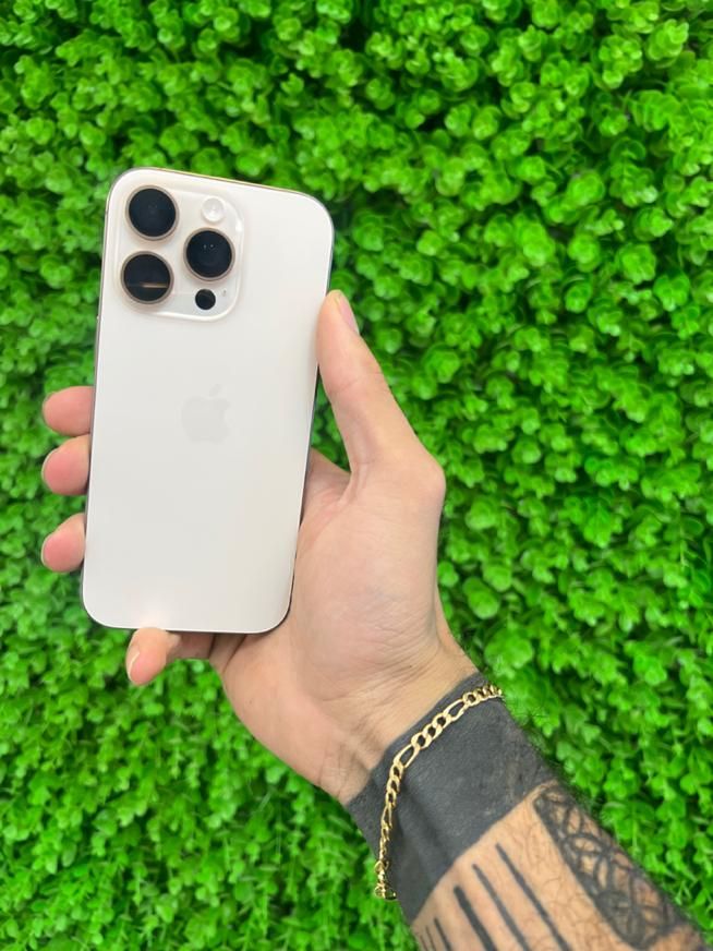 اپل iPhone 16 Pro با حافظهٔ ۲۵۶ گیگابایت|موبایل|تهران, شیخ هادی|دیوار