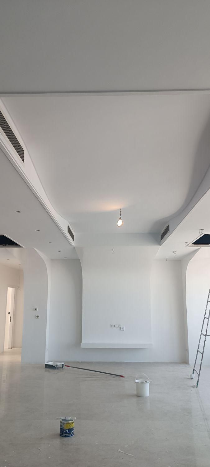 رنگ آمیزی و نقاشی ساختمان تهران حومه|خدمات پیشه و مهارت|تهران, صادقیه|دیوار