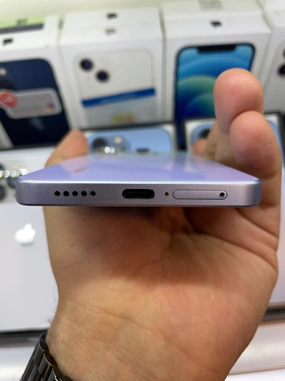 Redmi 13 Pro 5G رام ۱۲  حافظه ۵۱۲  در حد نو|موبایل|کرج, گوهردشت|دیوار