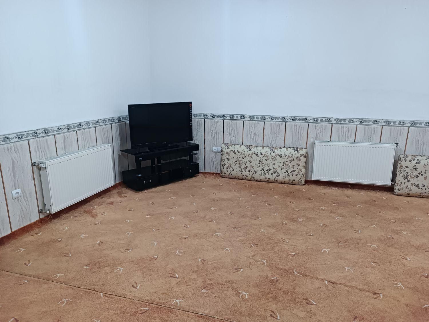 سویت تمیز بالاتر از میدان انقلاب|اجارهٔ کوتاهمدت آپارتمان و سوئیت|ایلام, |دیوار