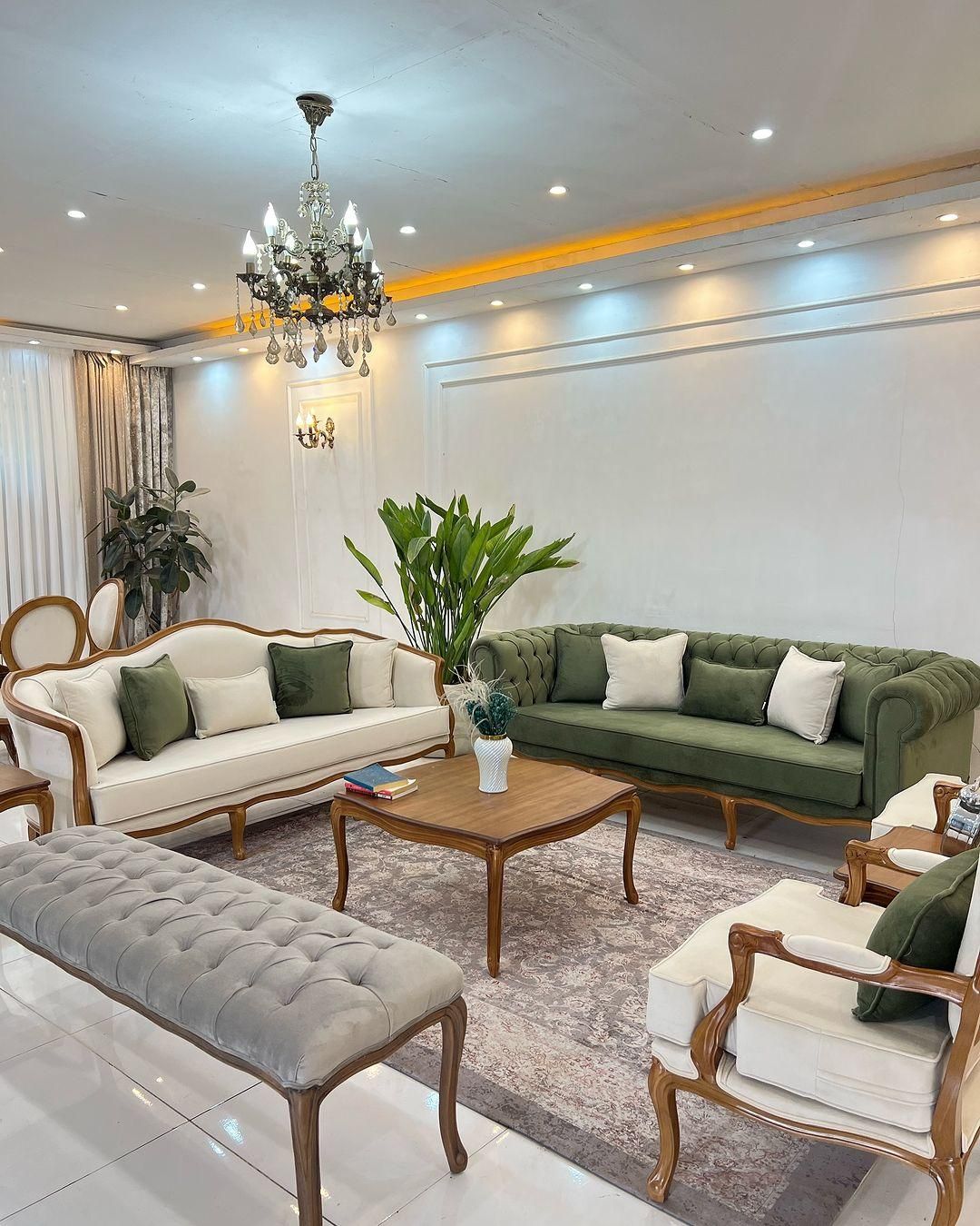 مبل کلاسیک فرانسوی فلور|مبلمان خانگی و میز عسلی|مشکیندشت, |دیوار