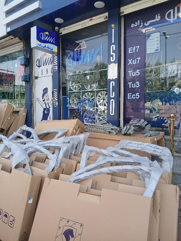 بدنه کاپوت گلگیر در سپر پژو ۴۰۵ ۲۰۶ و..رنگ کوره ای|قطعات یدکی و لوازم جانبی|کرج, حصارک بالا|دیوار