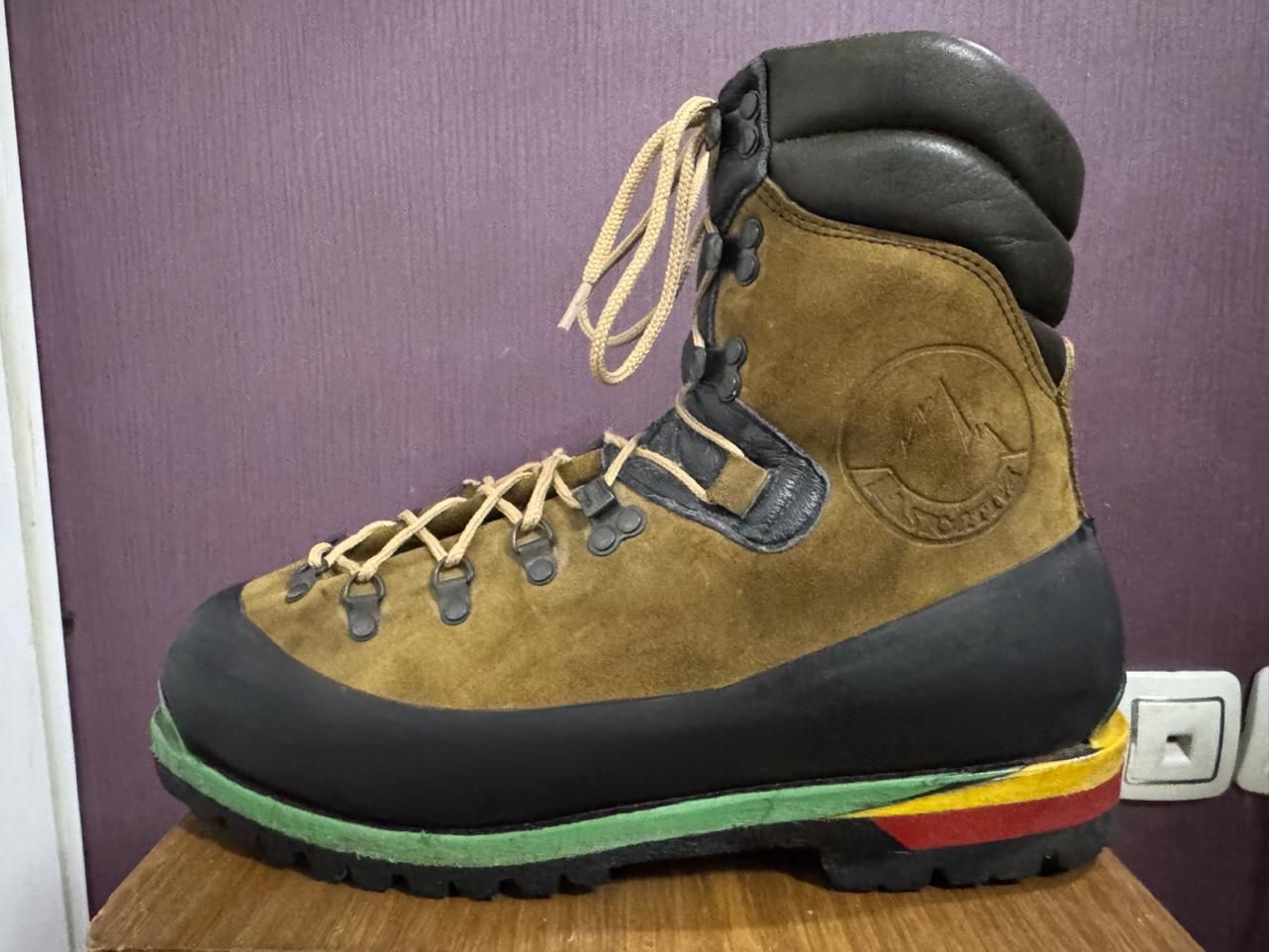 کفش کوهنوردی مدل Lasportiva 930 Nepal (اورجینال)|کوهنوردی و کمپینگ|تهران, ونک|دیوار