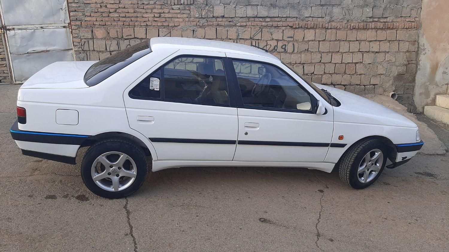 پژو 405 GLX - دوگانه سوز CNG، مدل ۱۳۹۱|خودرو سواری و وانت|سقز, |دیوار