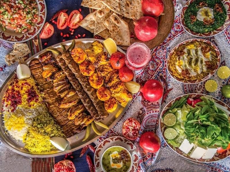 استخدام 10 نیروی آقا برای تمامی سکشن های رستوران|استخدام خدمات فروشگاه و رستوران|تهران, سعادت‌آباد|دیوار