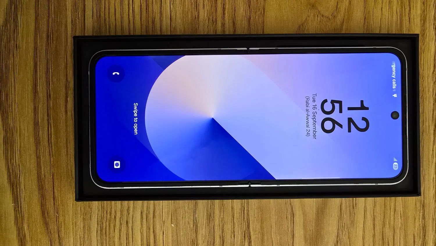 تلفن همراه Z flip 6|موبایل|تهران, پاسداران|دیوار