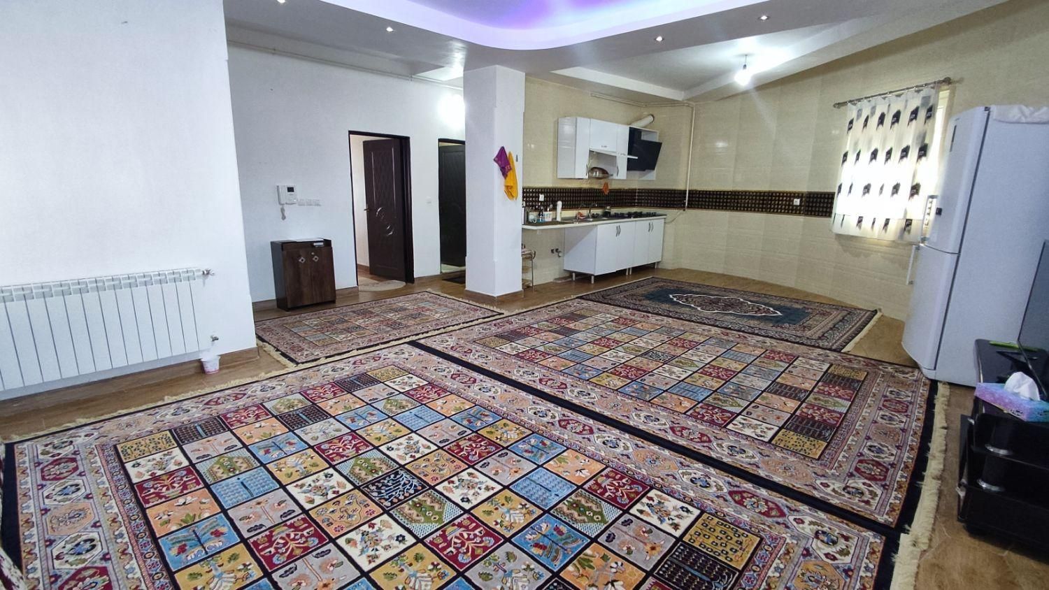 فروش آپارتمان ۹۰ متری  آسانسور دار. خ سعادت خمام|فروش آپارتمان|خمام, |دیوار