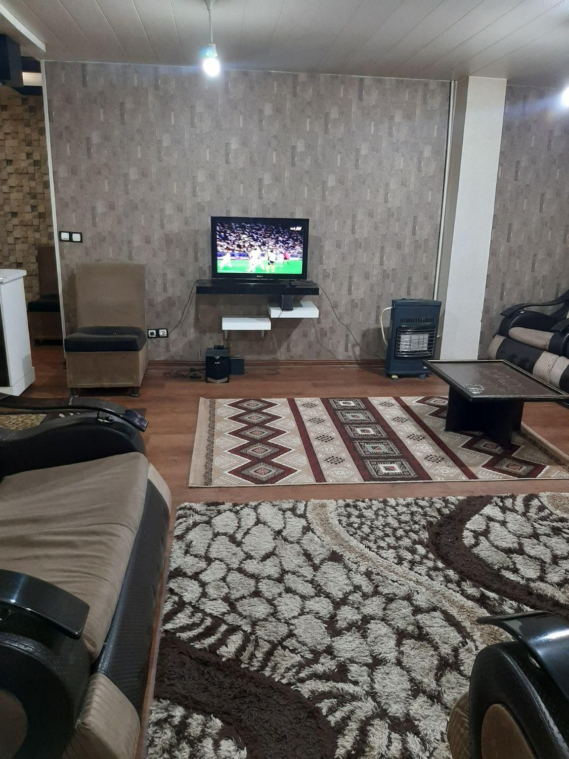 سوئیت دوخوابه مبله پارکینگ دار بهاران|اجارهٔ کوتاه‌مدت آپارتمان و سوئیت|سنندج, |دیوار