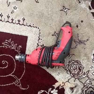 دلیر|ابزارآلات|مشهد, نیزه|دیوار