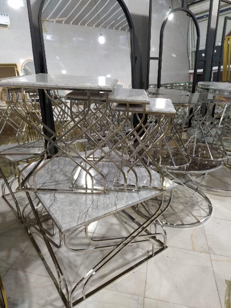 جلو مبلی و عسلی مذل پروانه ای|مبلمان خانگی و میز عسلی|قم, شاه ابراهیم|دیوار