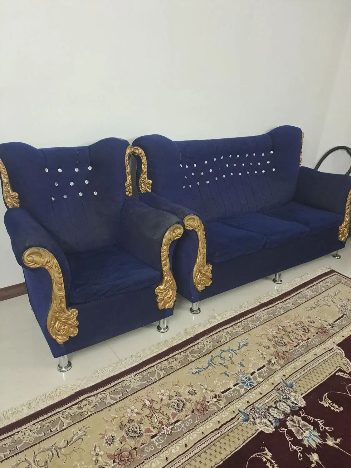 مبل 7نفره|مبلمان خانگی و میز عسلی|اصفهان, باغ فردوس|دیوار