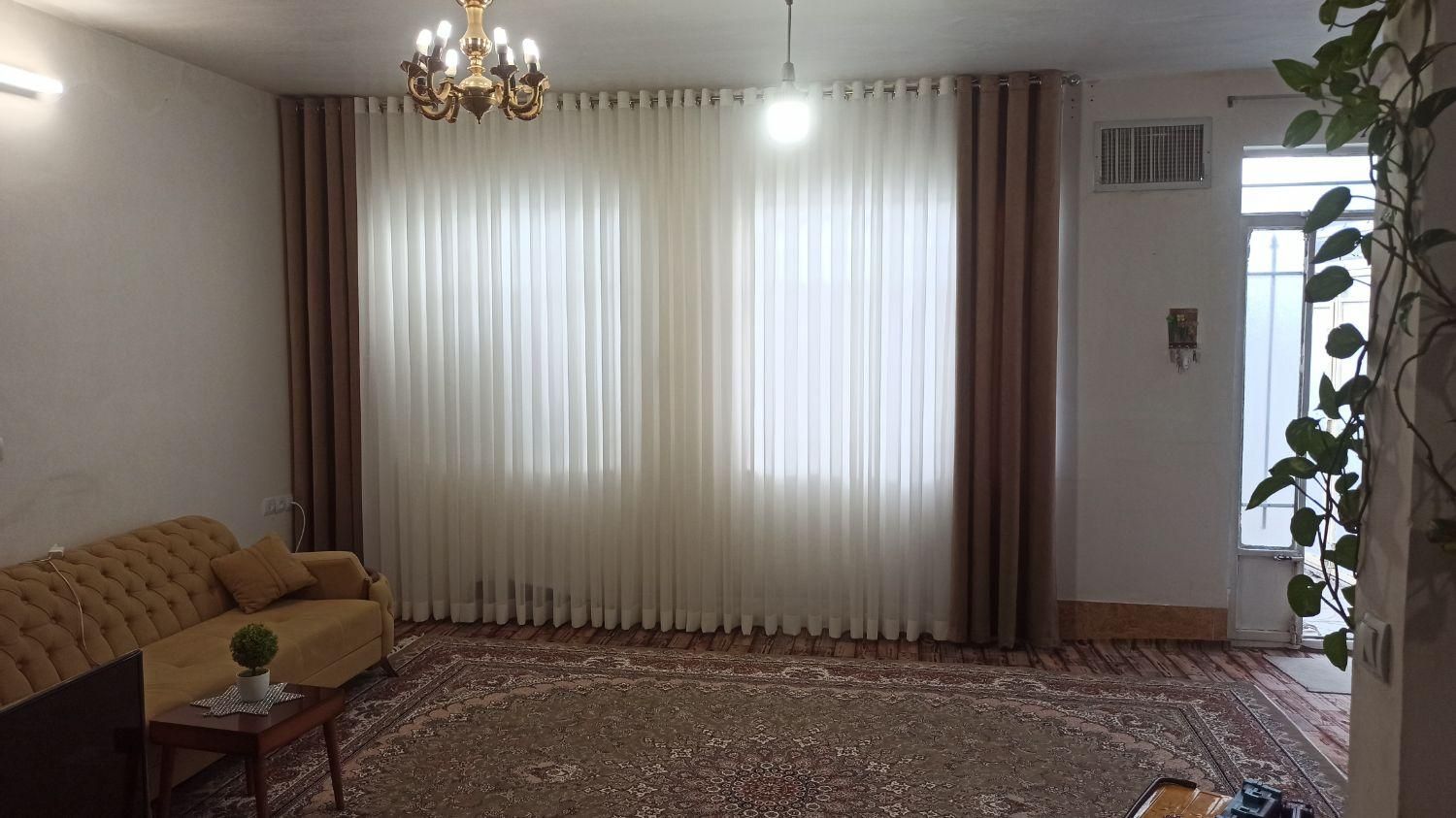 نصاب پرده|خدمات پیشه و مهارت|سبزوار, قائم|دیوار