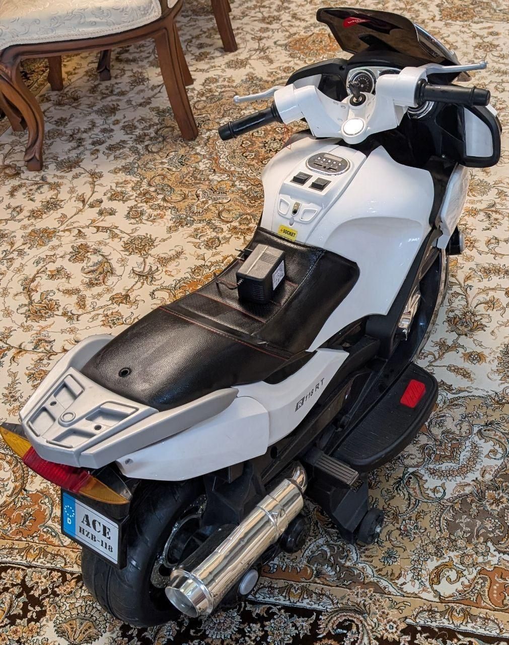 موتور شارژی طرح BMW مدل R118RT|اسباب‌‌بازی|تهران, مدائن|دیوار