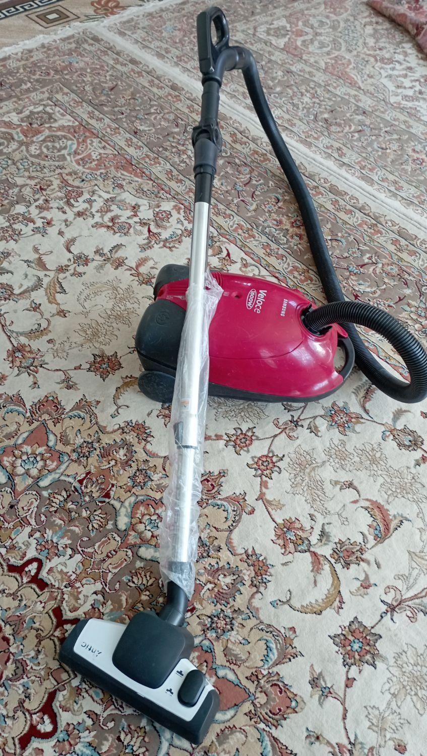 جارو برقی سامسونگ موتور ۱۸۰۰|جاروبرقی، جارو شارژی، بخارشو|آباده, |دیوار