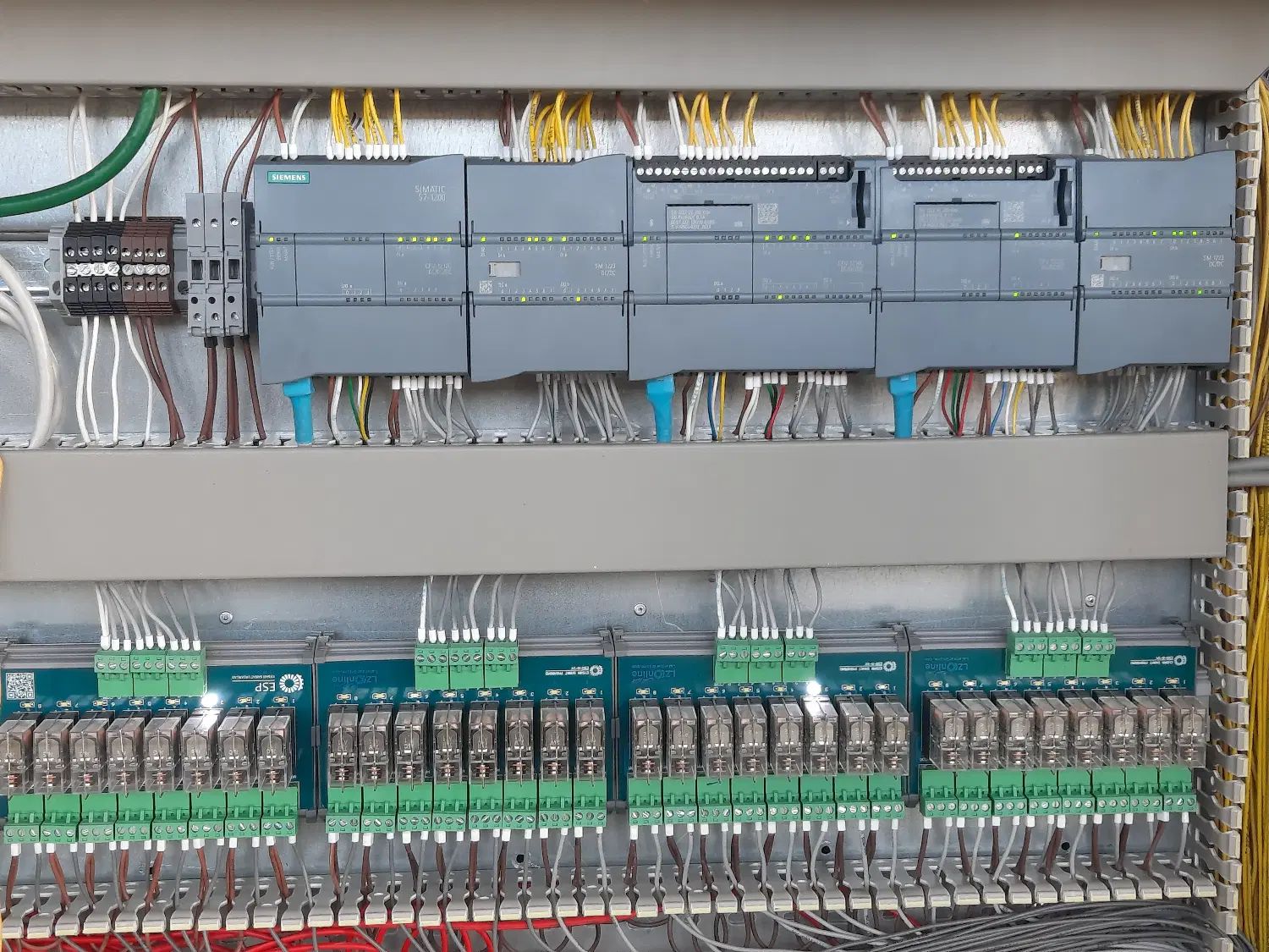 آموزش تخصصی برنامه نویسی PLC  ، HMI  و Servo|خدمات آموزشی|تبریز, |دیوار