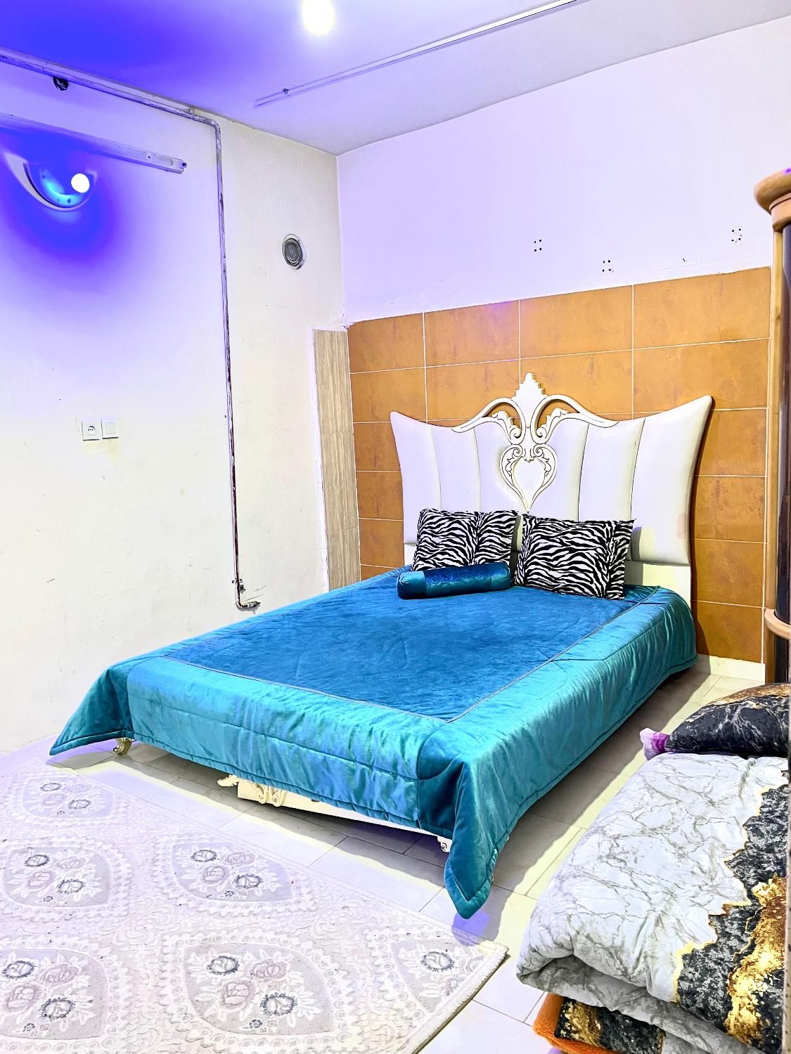 اجاره سوییت دربست روزانه ساعتی|اجارهٔ کوتاه‌مدت آپارتمان و سوئیت|مشهد, کوی سیدی|دیوار