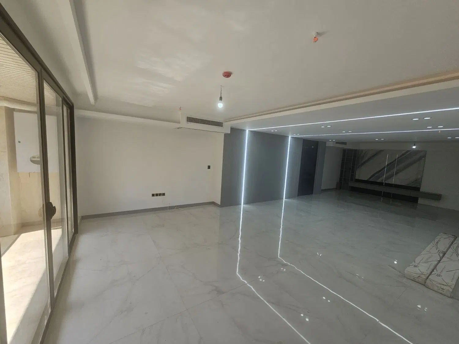 120مترنوساز/2خواب/دسترسی فوق العاده/تک واحدی/جنوبی|فروش آپارتمان|اصفهان, طامه|دیوار