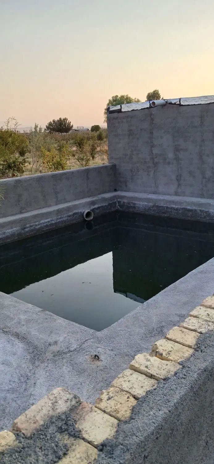 باغچه دارای درختان ۷ ساله ی بارده و استخر بزرگ|فروش خانه و ویلا|قم, انسجام|دیوار