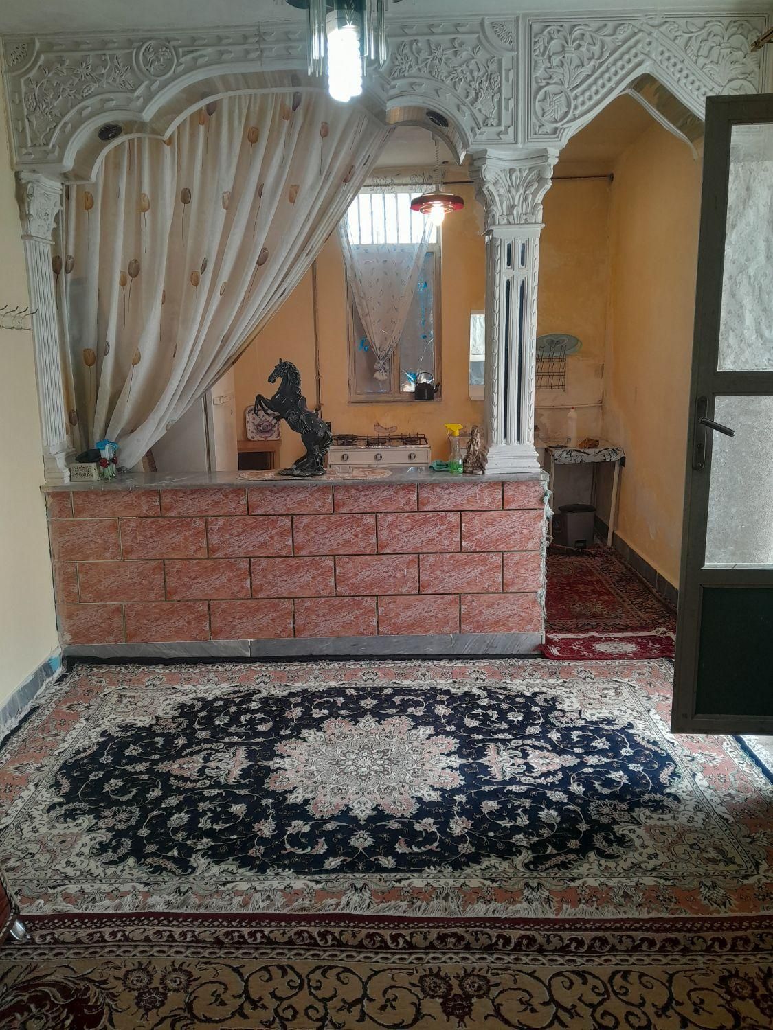 اجاره روزانه/هفتگی/ در تخت جمشید|اجارهٔ کوتاه‌مدت آپارتمان و سوئیت|مرودشت, تخت جمشید|دیوار