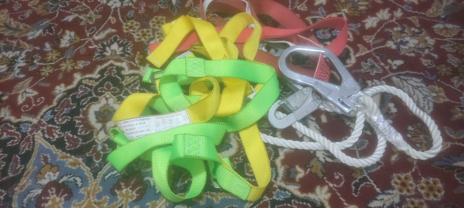 فروش یک عدد کمربندایمنی نوع|کیف، کفش، کمربند|کوه چنار, |دیوار