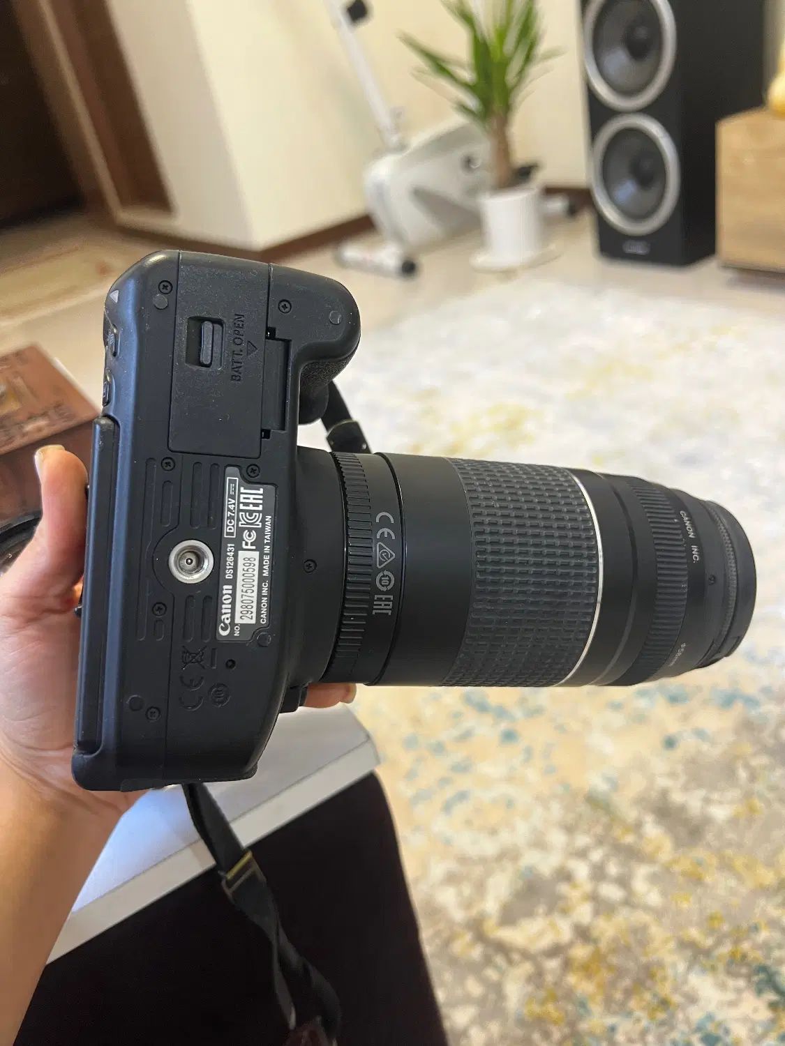 دوربین کنون canon 700d، لنز ۷۵-۳۰۰|دوربین عکاسی و فیلم‌برداری|تهران, سعادت‌آباد|دیوار