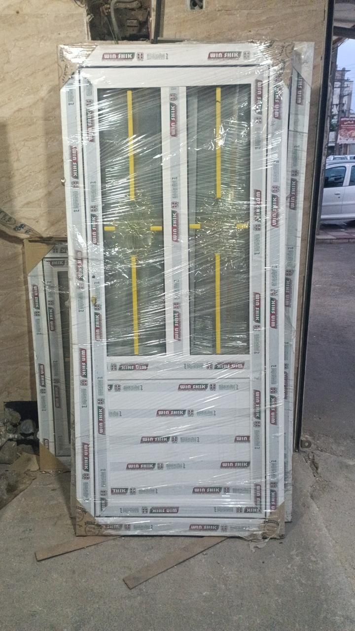 در پنجره پی وی سی pvc تکجداره|مصالح و تجهیزات ساختمان|خاوران, |دیوار