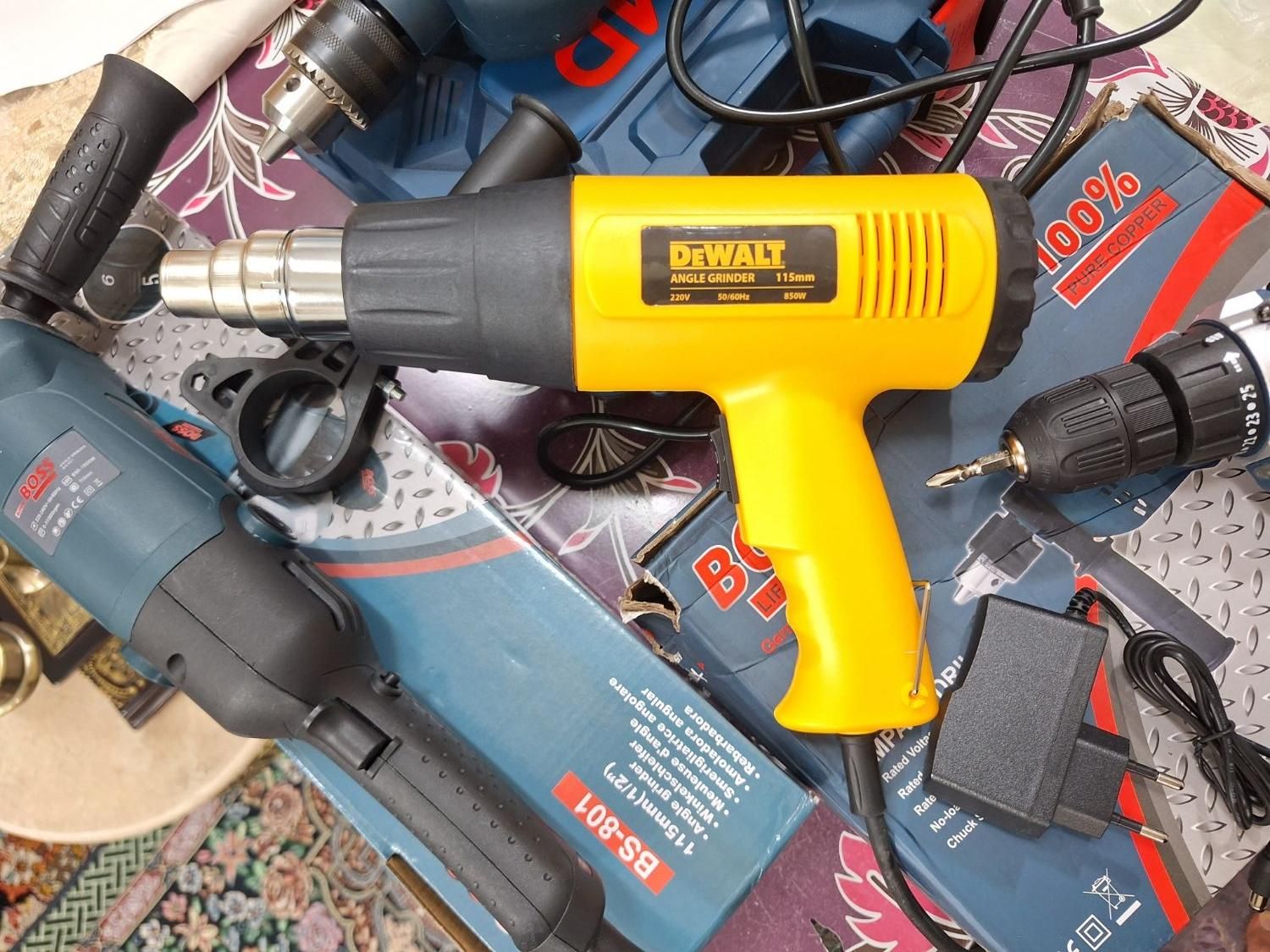 سشوار صنعتیDEWALT فرز دریل ۱۳۰۰وات دلر ۴قلم|ماشین‌آلات صنعتی|مشهد, مهدی آباد|دیوار