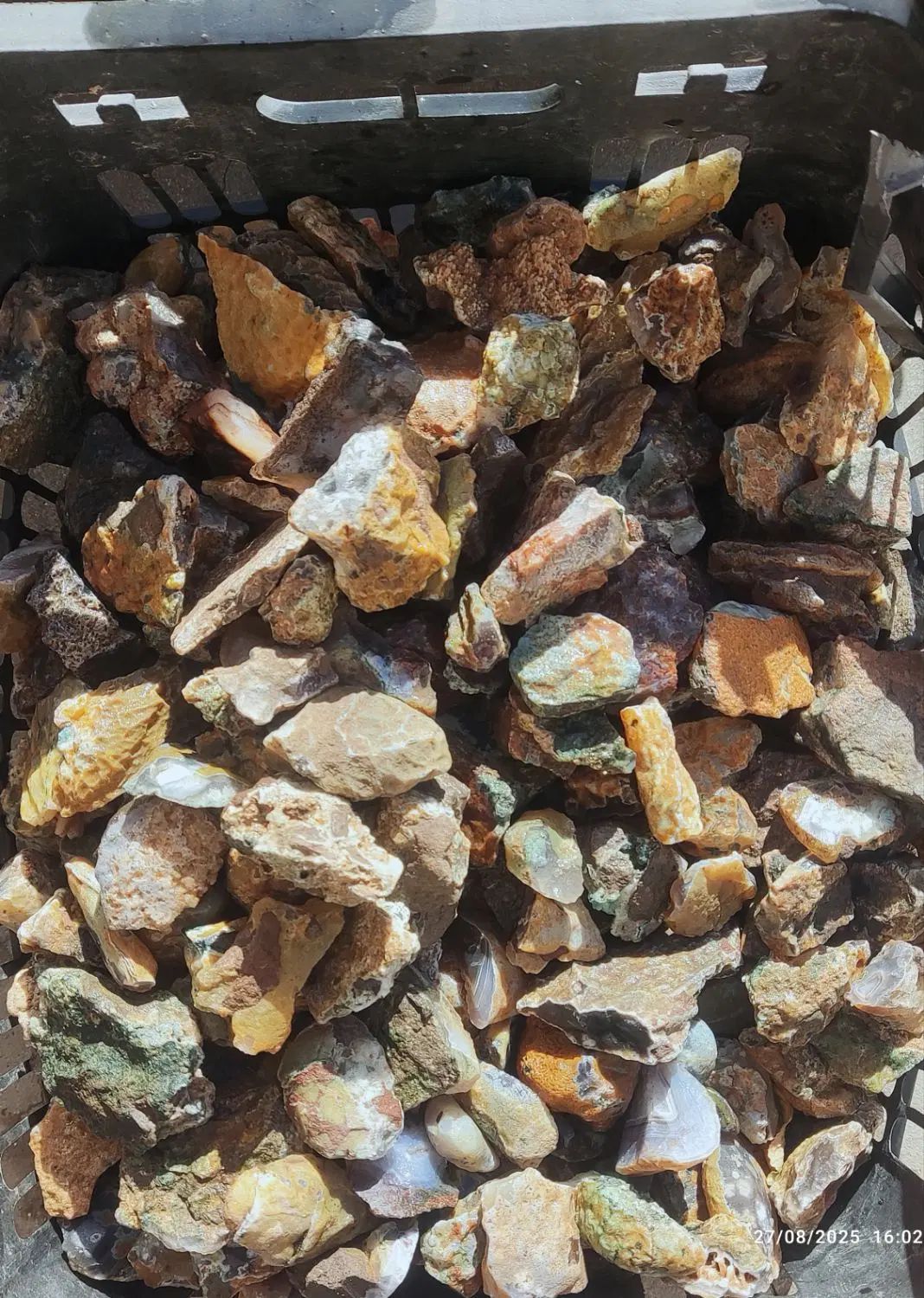 یه سبد سنگ شجر بهاری و هفت رنگ دستچین شده|جواهرات|فردوس (خراسان), |دیوار