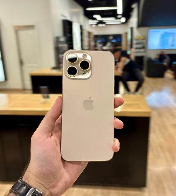 اپل iPhone 16 Pro Max با حافظهٔ ۲۵۶ گیگابایت|موبایل|شیراز, معالی‌آباد|دیوار